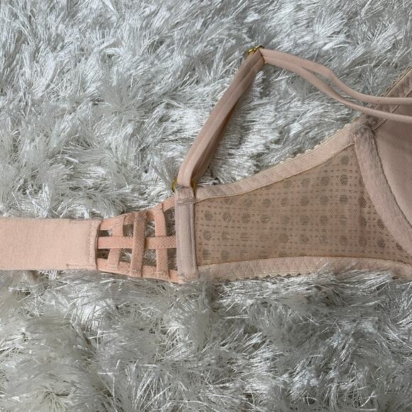 Victoria's Secret Very Sexy Push Up 32 C Nude Lace Weave Texture - Picture 5 of 8